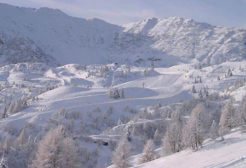 בית מלון כפרי Albergo Diffuso Comeglians