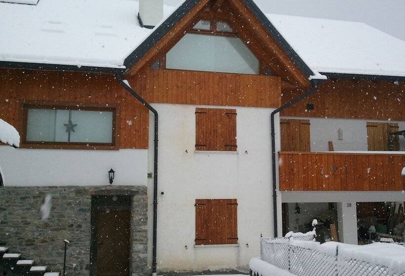 בית מלון כפרי Albergo Diffuso Comeglians