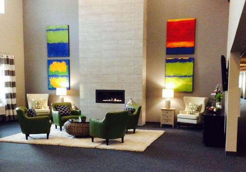 فندق Brookstone Lodge & Suites