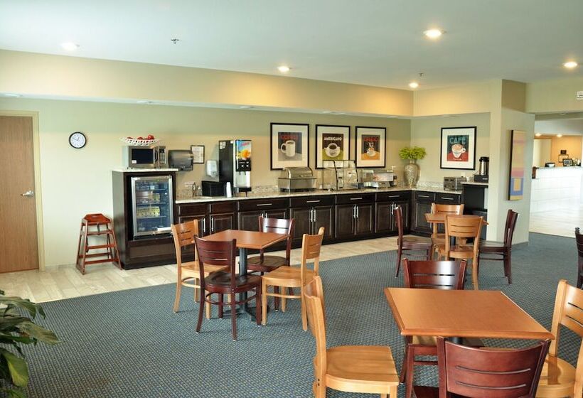 فندق Brookstone Lodge & Suites