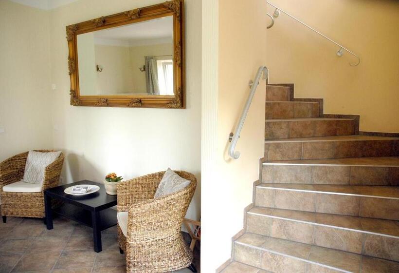 Cellino Hotel Prieros