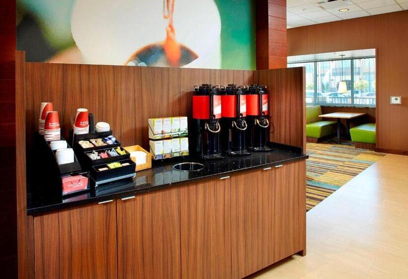 ホテル Fairfield By Marriott Inn & Suites Wheeling At The Highlands