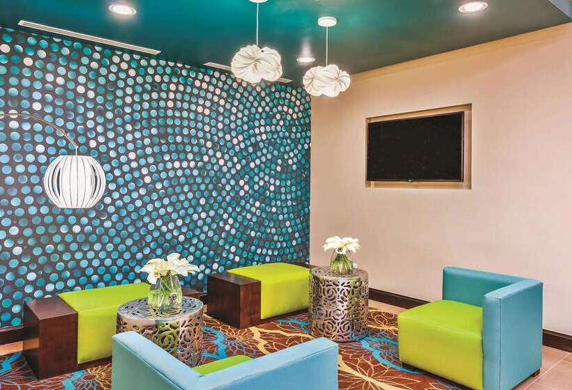 בית מלון כפרי La Quinta By Wyndham Cotulla