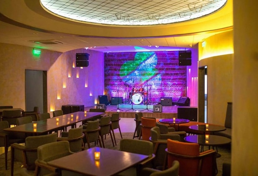 فندق The Bayleaf Cavite