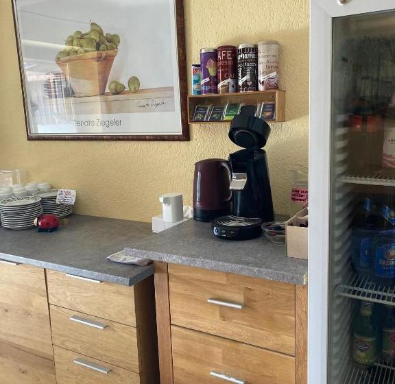 Отель Zur Neuen Post Landgasthof