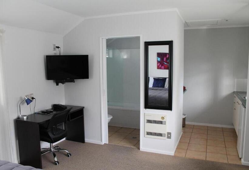 فندق على الطريق Aquarius Motor Inn