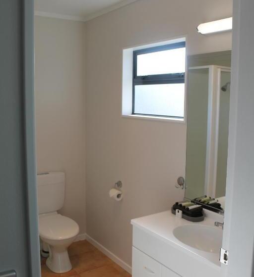 فندق على الطريق Aquarius Motor Inn