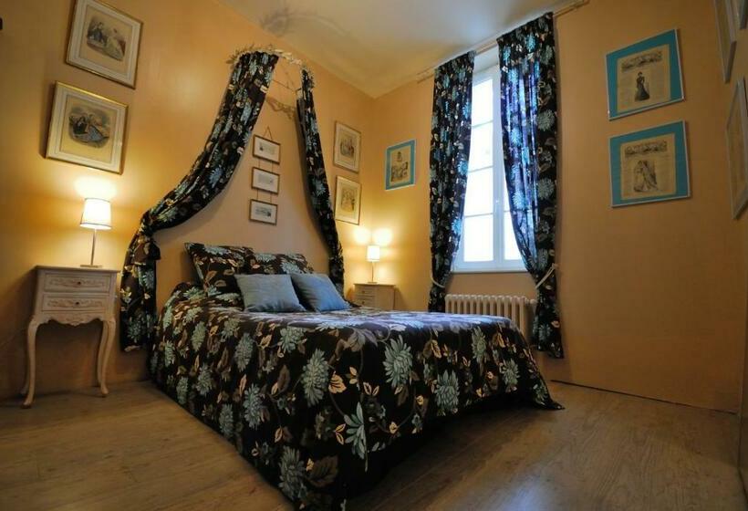 تختخواب و صبحانه Chambres Et Table D Hôtes Le Jardin De Tesse