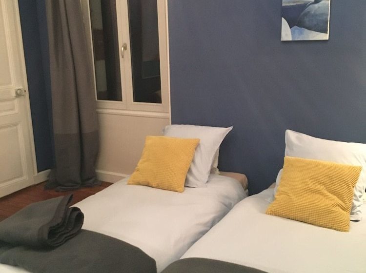 مبيت وإفطار Les Dameraudes