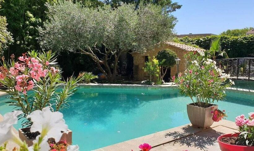 住宿加早餐  Villa Solary