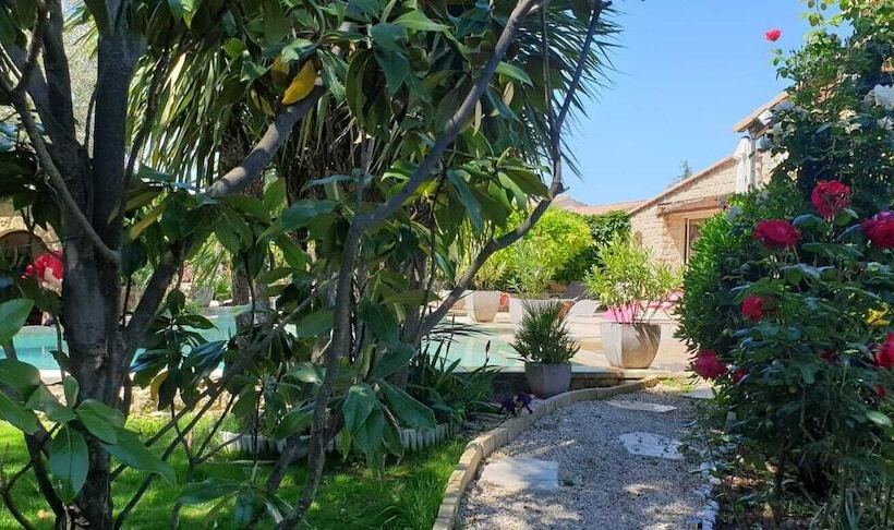 ベッドアンドブレックファースト Villa Solary