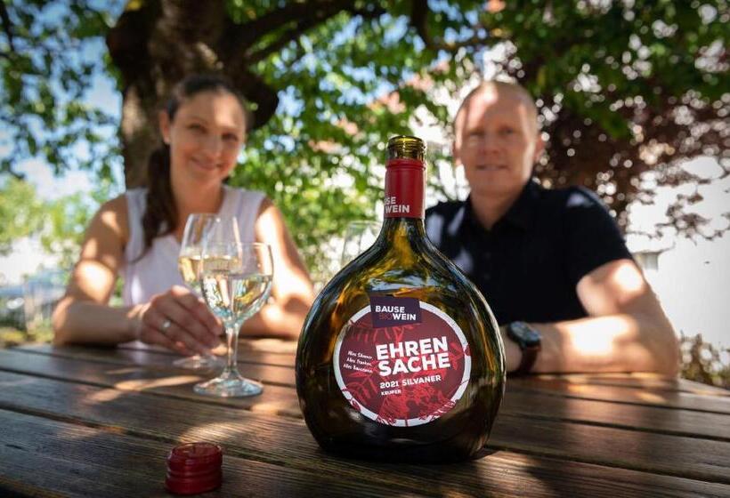 Biobausewein Wein Hotel Leben