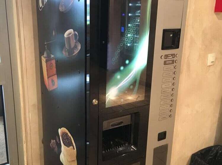 فندق Alpha