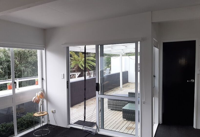 צימר A Bit Of New York In Whanganui Home Stay