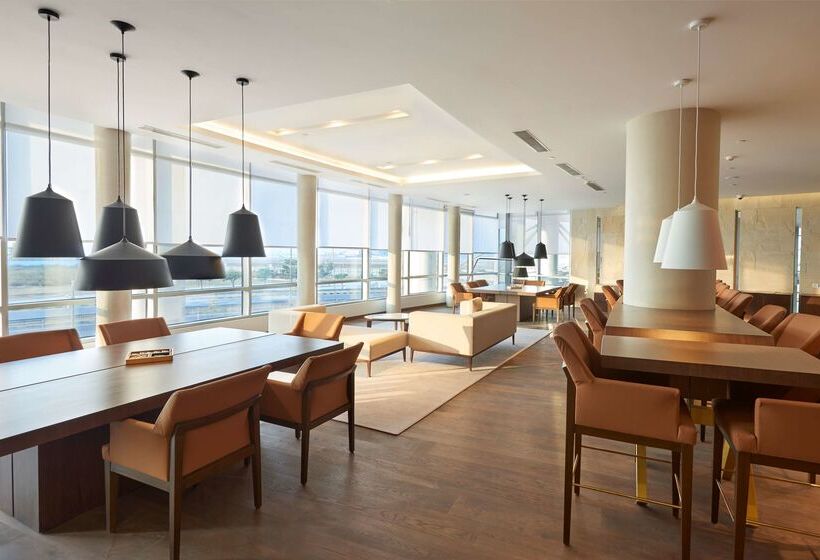 ホテル Andaz Delhi, By Hyatt