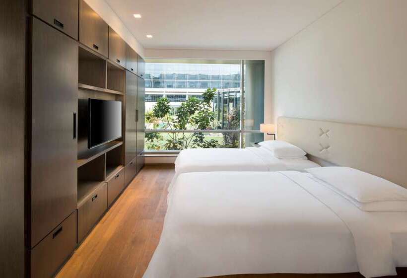 ホテル Andaz Delhi, By Hyatt