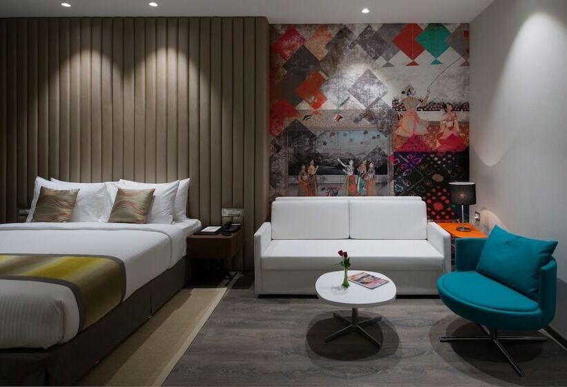 호텔 Eastin Residences Vadodara