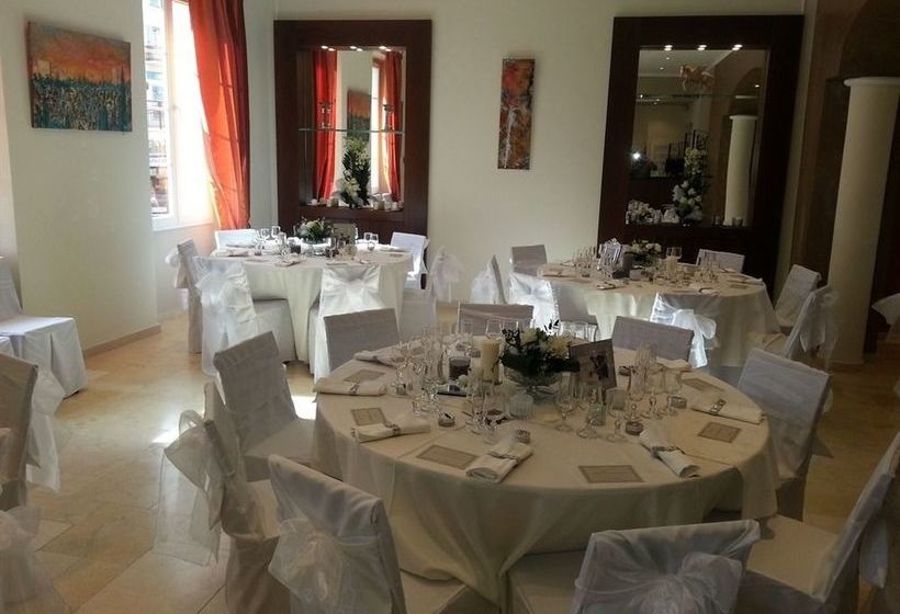 호텔 Hostellerie De Cotignac