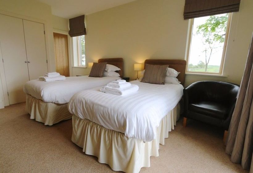 بنسيون Carraw Bed & Breakfast