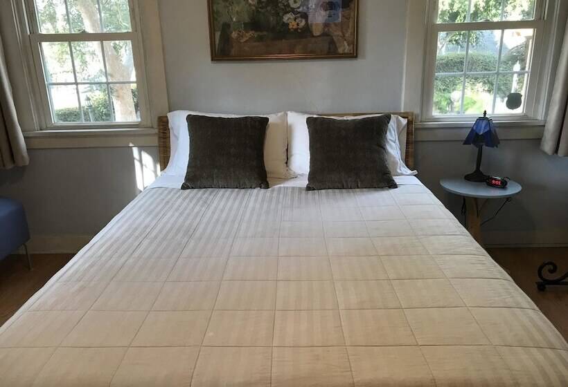 پانسیون Sanborn Guest House