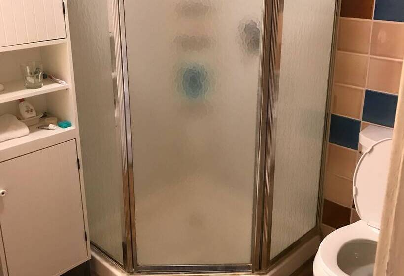 پانسیون Sanborn Guest House