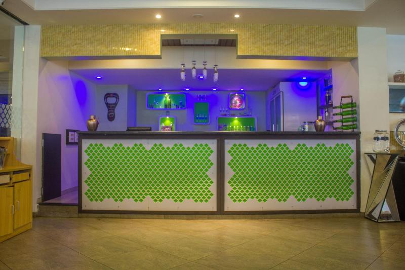 منتجع Club Mahindra Hatgad
