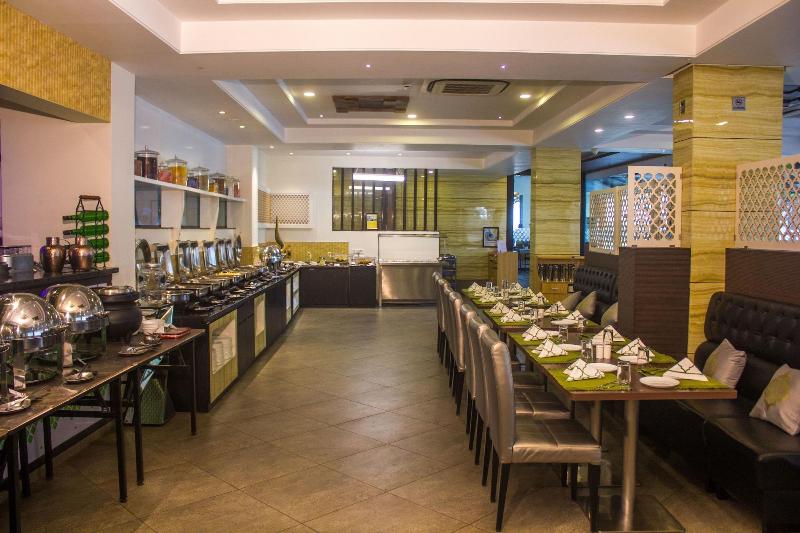 منتجع Club Mahindra Hatgad