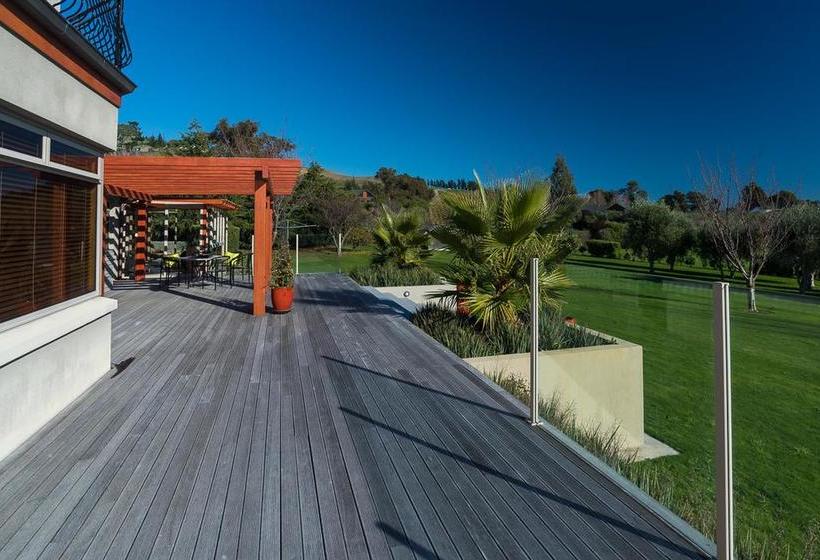 تختخواب و صبحانه Aldaha Luxury Accommodation