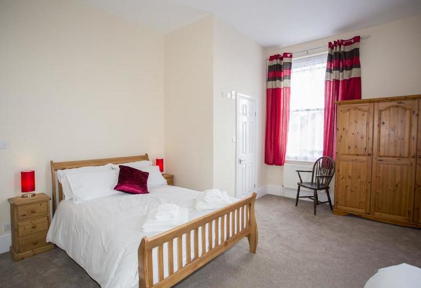 Brent Knoll Inn