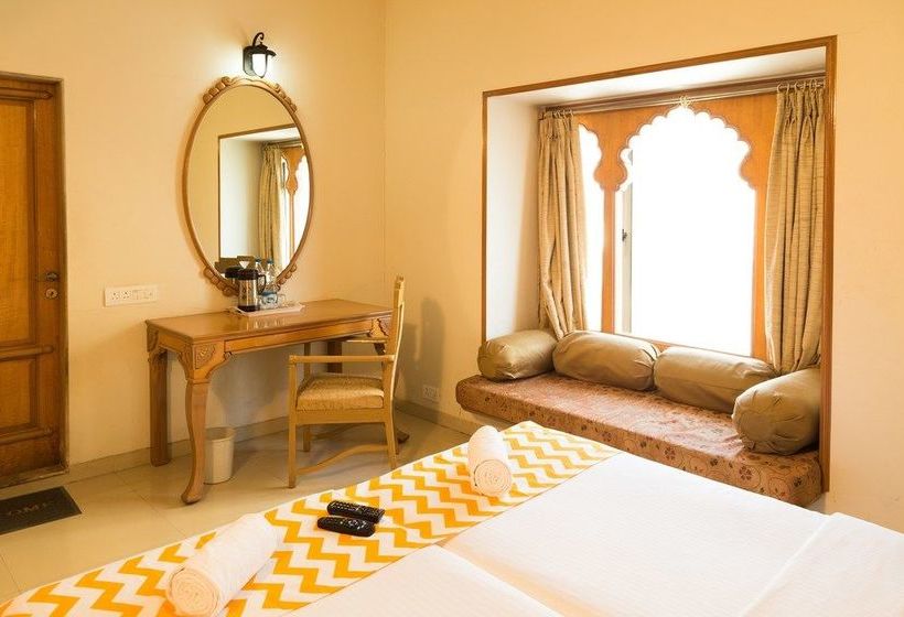 בית מלון כפרי Fab Rajwada Baner