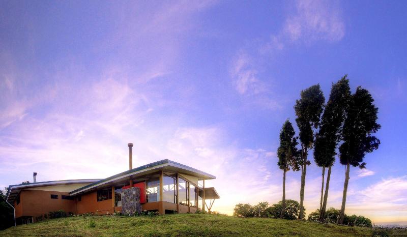 فندق فئة نجمة واحدة Chayote Lodge