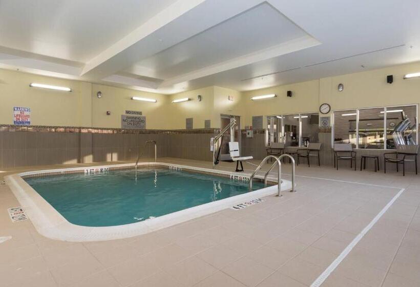 בית מלון כפרי Courtyard By Marriott Fayetteville Fort Liberty   Spring Lake