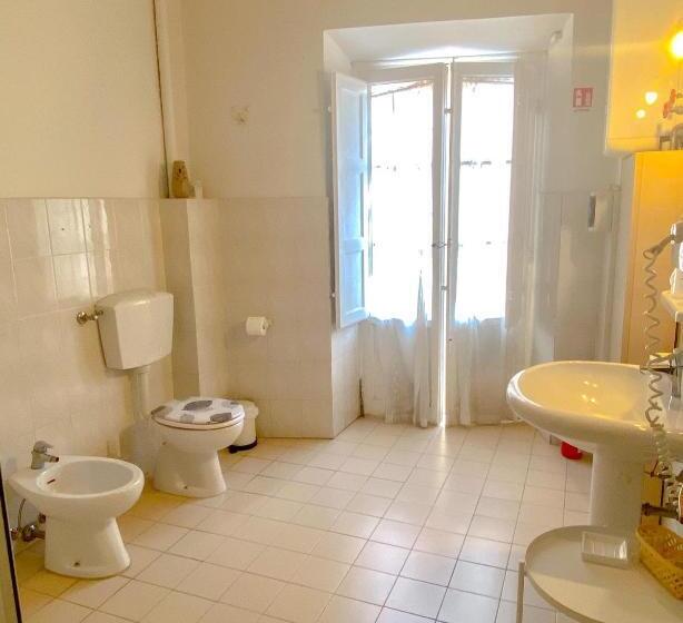 هتل Guest House Santa Giustina Lucca Centro Storico