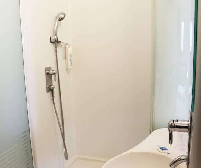 ホテル Ibis Budget Castelnaudary  A61