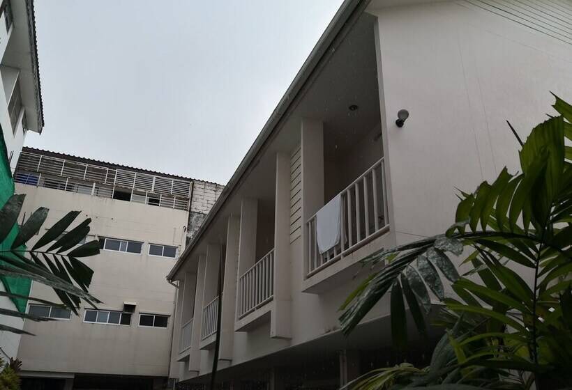 هتل Kk Centrum