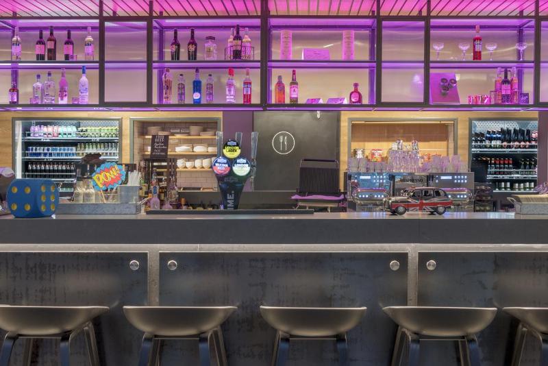 هتل Moxy London Excel
