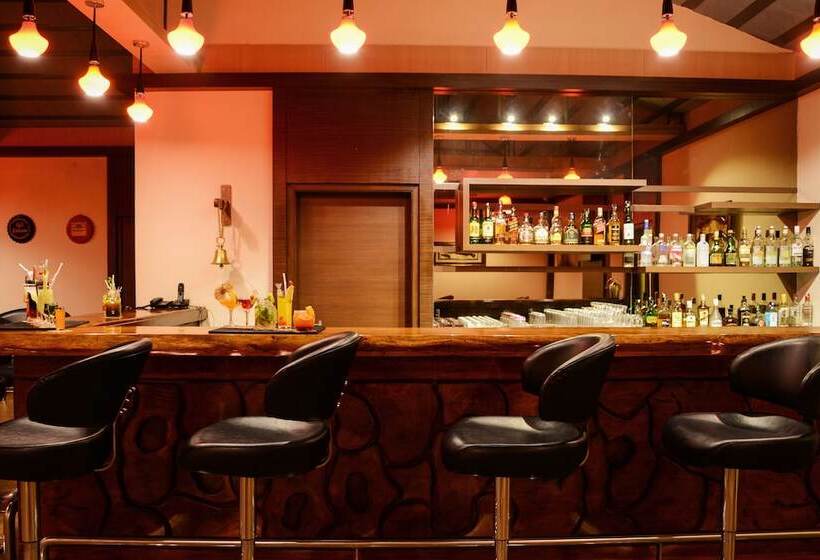 בית מלון כפרי Purple Palms Resort & Spa