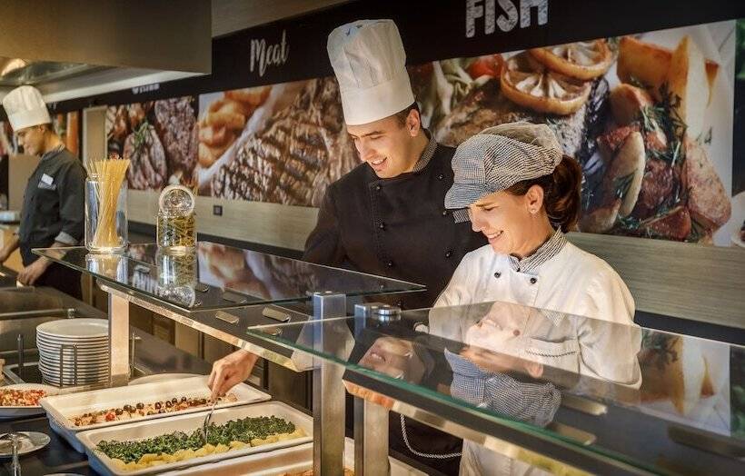 هتل Ičići   Liburnia