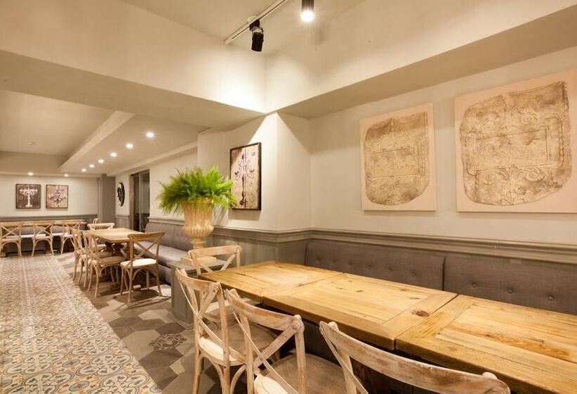 Chihpen Hotel Royal Kingdom