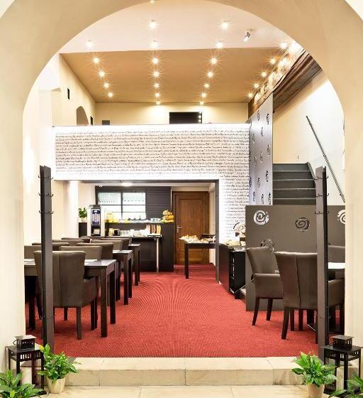 בית מלון כפרי U Hada žatec