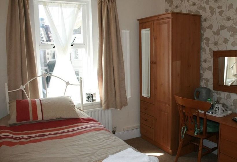 פנסיון Albany Lodge Guest House