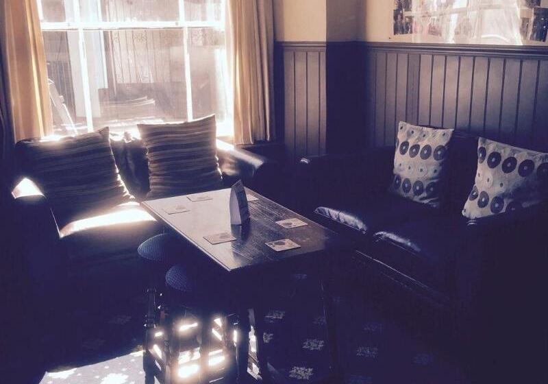 The Globe Inn
