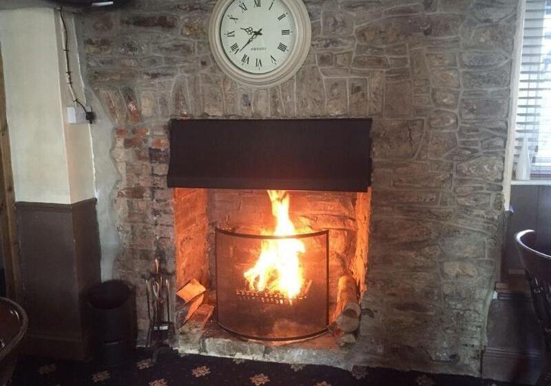 The Globe Inn