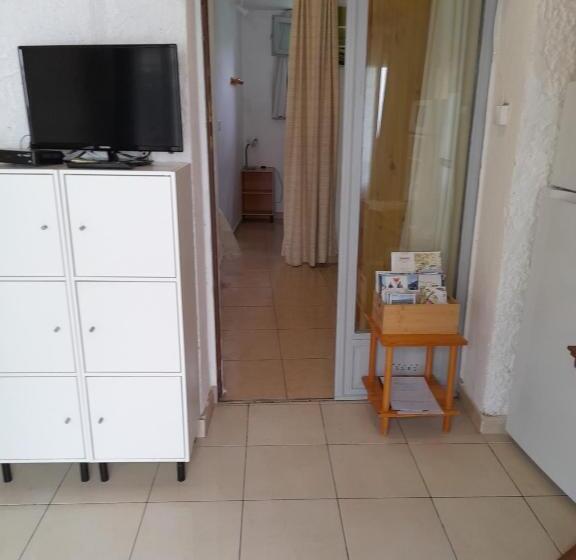 צימר Chambres D Hôtes Chez Cécile à Lagnes