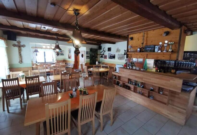 민박 Gasthaus Felsenwastl