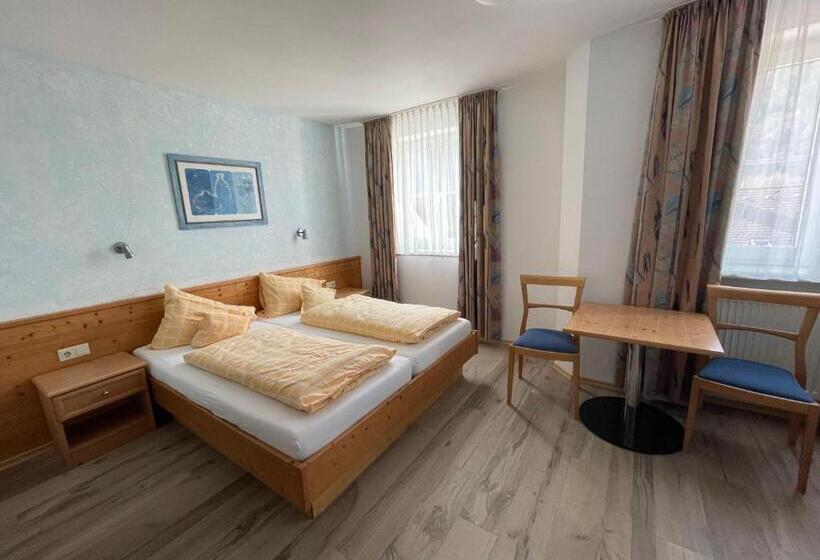 민박 Gasthaus Felsenwastl