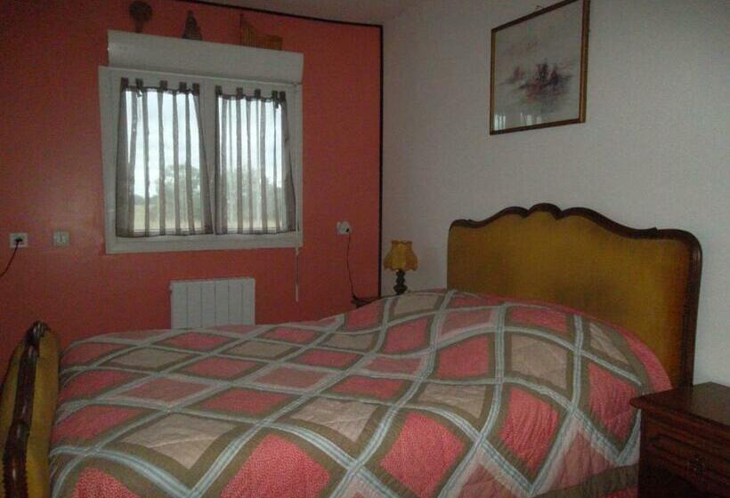مبيت وإفطار Les Chambres Du Rochereuil