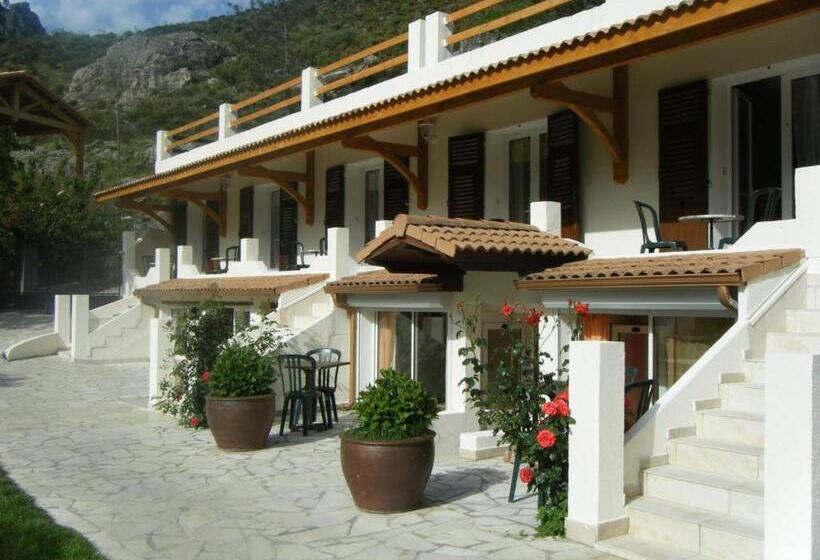 هتل Arena Restaurant Le Refuge