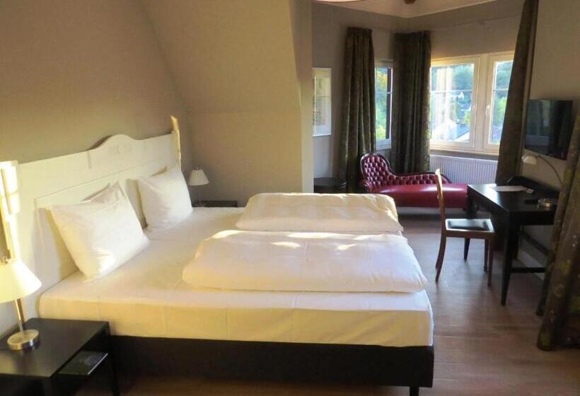 فندق Villa Waldfrieden   Design Trifft Budget