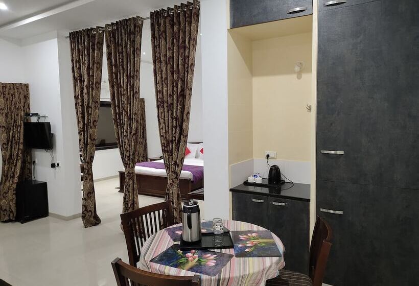 بنسيون Sapphero Resorts A Unit Of Shri Sai Hospitality